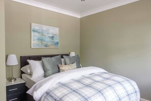 3 bedrooms, iron/ironing board, travel crib, WiFi