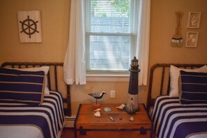 3 chambres, fer et planche à repasser, Wi-Fi gratuit