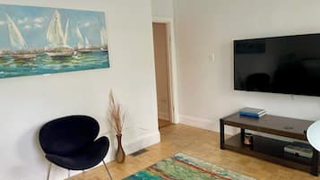 Smart TV, books