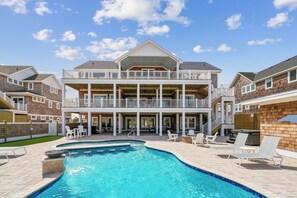 Uklassifisert bilde, 2 av 106, knapp