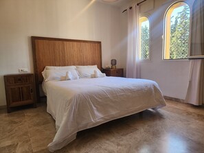 2 camere, ferro/asse da stiro, Wi-Fi gratuito, lenzuola