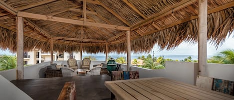 Penthouse Deluxe, vue mer | Terrasse/Patio