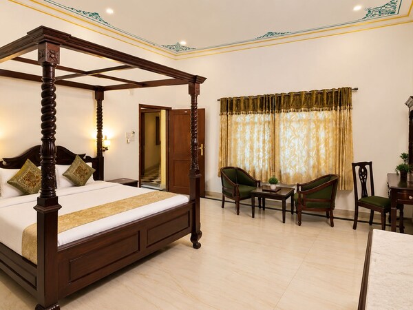Hill Garden Resort - A Hillside Heaven - Udaipur