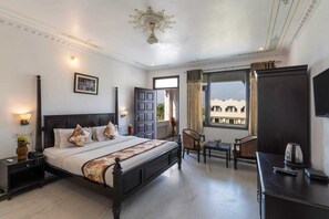 Free WiFi, bed sheets - Hill Garden Resort - A HillSide Heaven (Udaipur)