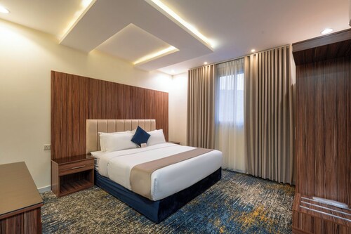 Al Qasr Hotel Suites - Al Minsk District