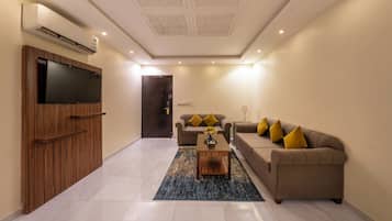 Family Suite | In-room dining