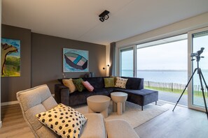 Apartment | Living room
