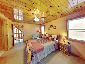 2 bedrooms, iron/ironing board, internet, bed sheets