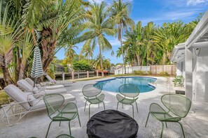 Outdoor pool - Poolside Paradise Dock & Pool! (Oakland Park)