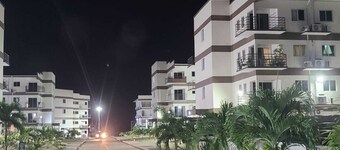 4B Holiday Haven-Charming 2-Bedroom Condo Fully Furnished With All Amenities.