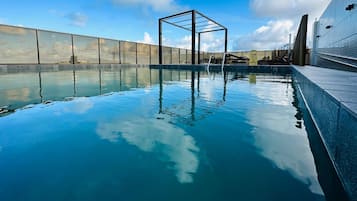 Piscina externa