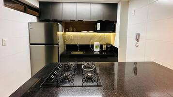 Basic Apartment | Private kitchen