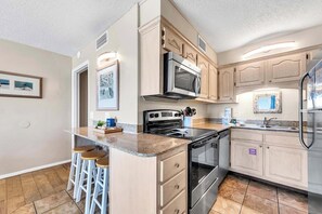 Fridge, microwave, oven, stovetop - ☀️Beach FRONT-TWO Pools/Hot Tubs-The Summit 1019 Toes in the Sand☀️ (Panama City)