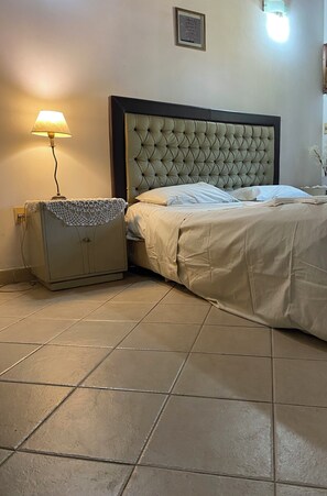 2 chambres, fer et planche Ă repasser, Wi-Fi, draps fournis