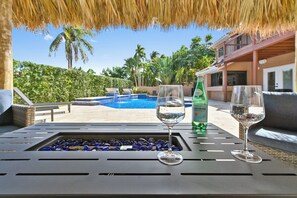 Terrace/patio - Tiki Escape: Heated Pool & Luxe King Suite (Deerfield Beach)