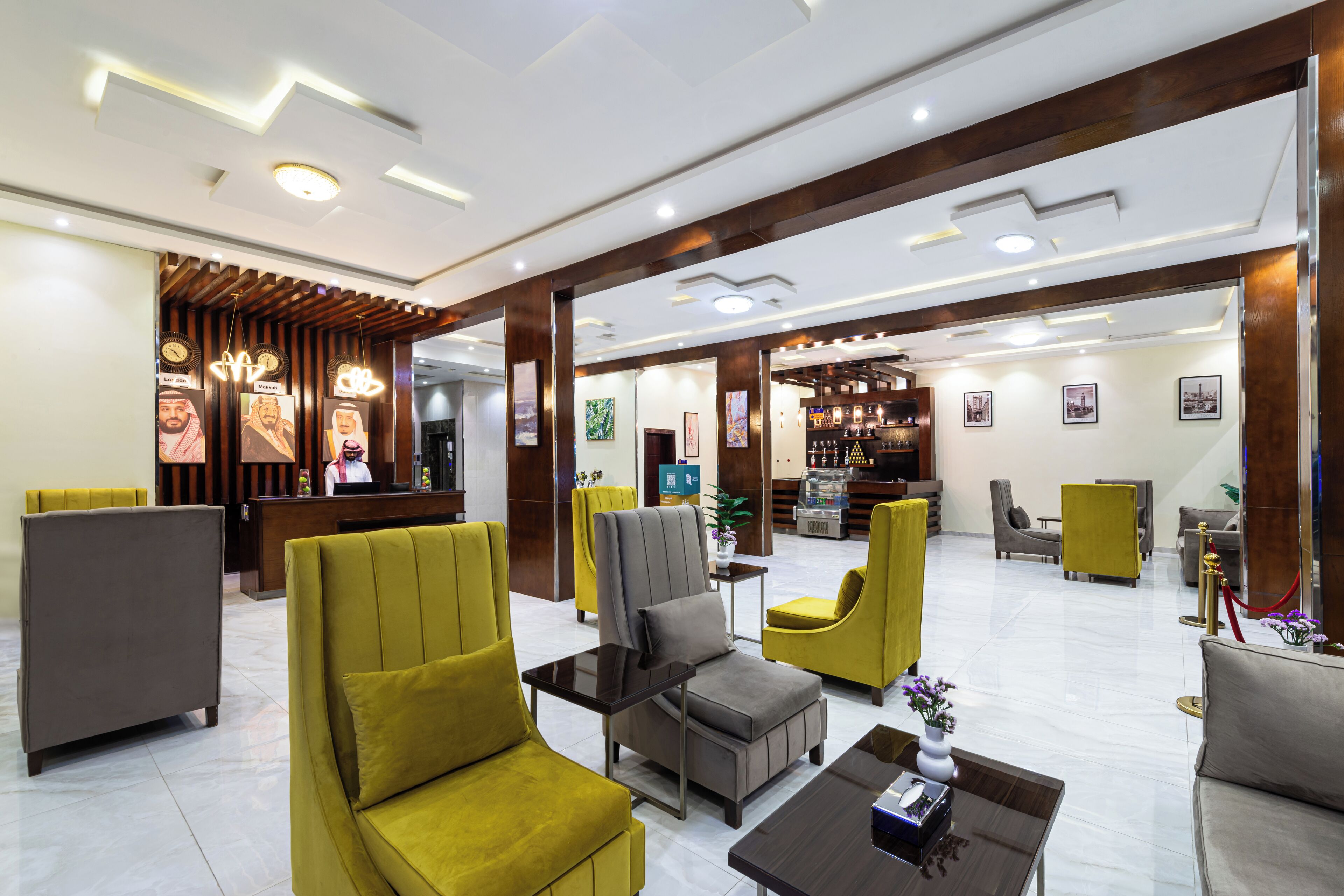 Quầy tiếp tân