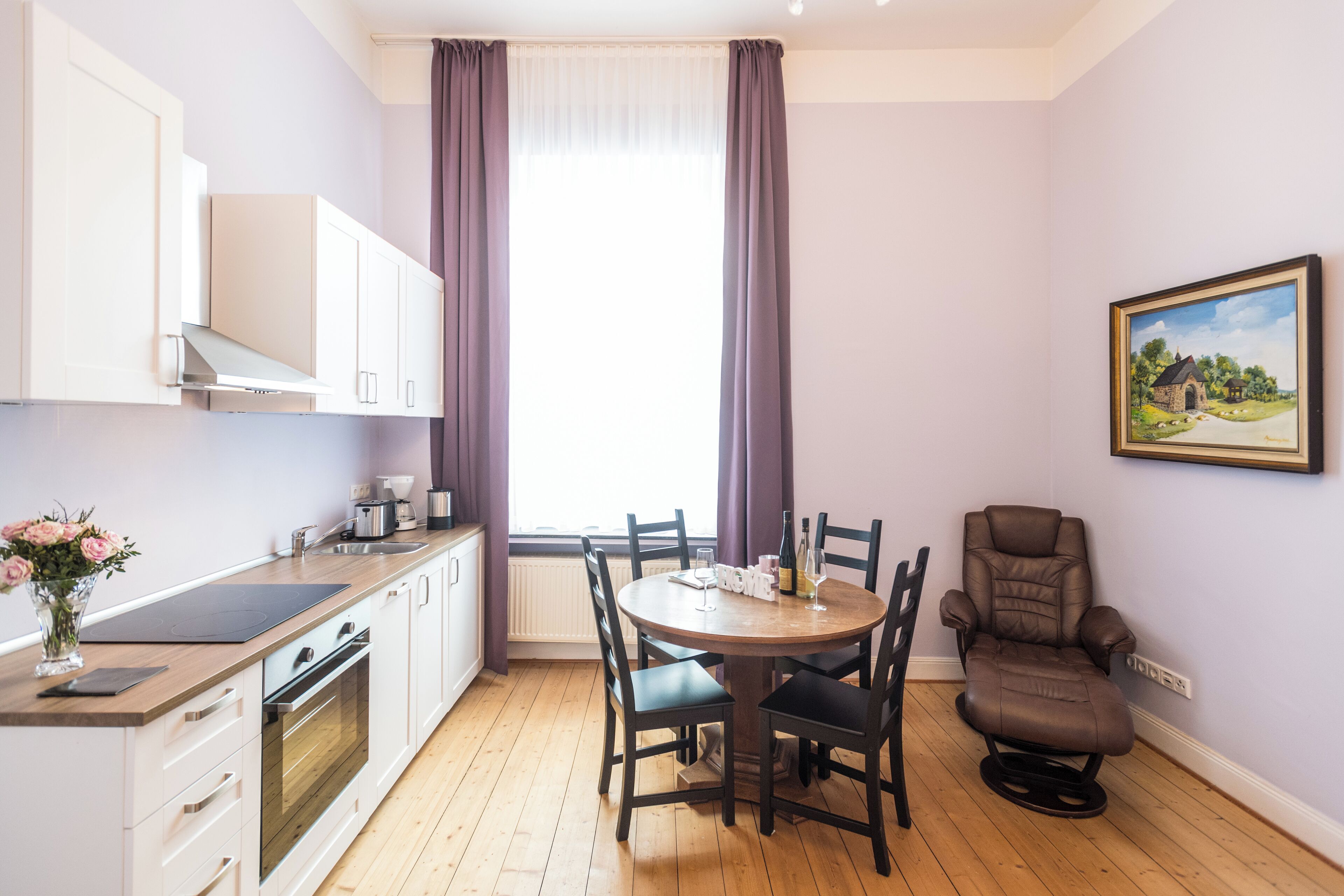 Kühlschrank, Ofen, Herdplatte, Geschirrspüler