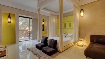 13 soveværelser, skrivebord, strygejern/strygebræt, Wi-Fi