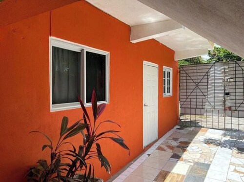 welcome to a private self contained  unit  with WIFI , A.C  , private entrance 