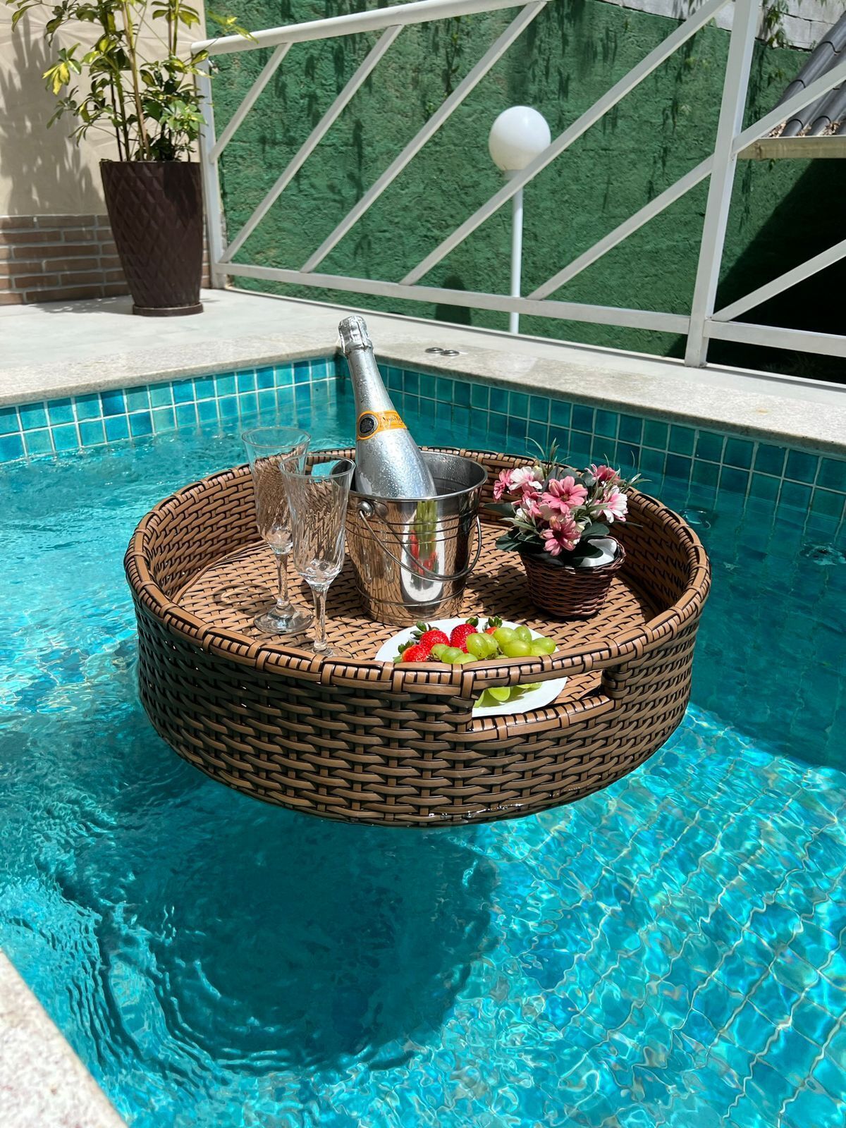 Fer et planche à repasser, Wi-Fi gratuit, draps fournis