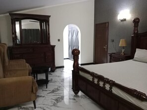 豪華雙人房 | 隔音、熨斗/熨衣板、免費無線上網