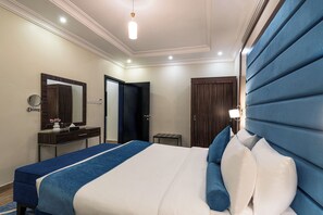 Junior-suite - 1 kingsize-seng | Egyptiske bomuldslagner, premium-sengetøj, minibar