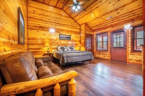 4 bedrooms, desk, iron/ironing board, free WiFi - *HUGE 4BD Lodge w/ POOLS! Hot Tub + Theater!* (Gatlinburg)