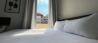 RossoVino Milano Boutique
