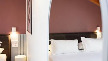 Deluxe-Zimmer | Zimmersafe, Bügeleisen/Bügelbrett, kostenloses WLAN