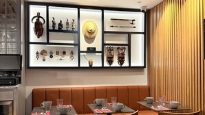 Petit déjeuner buffet servi tous les jours en supplément