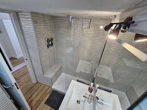 Apartment | Badezimmer
