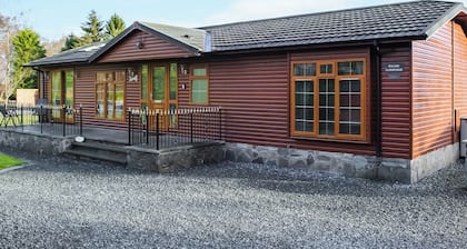 2 bedroom accommodation in Auchterarder, near Gleneagles