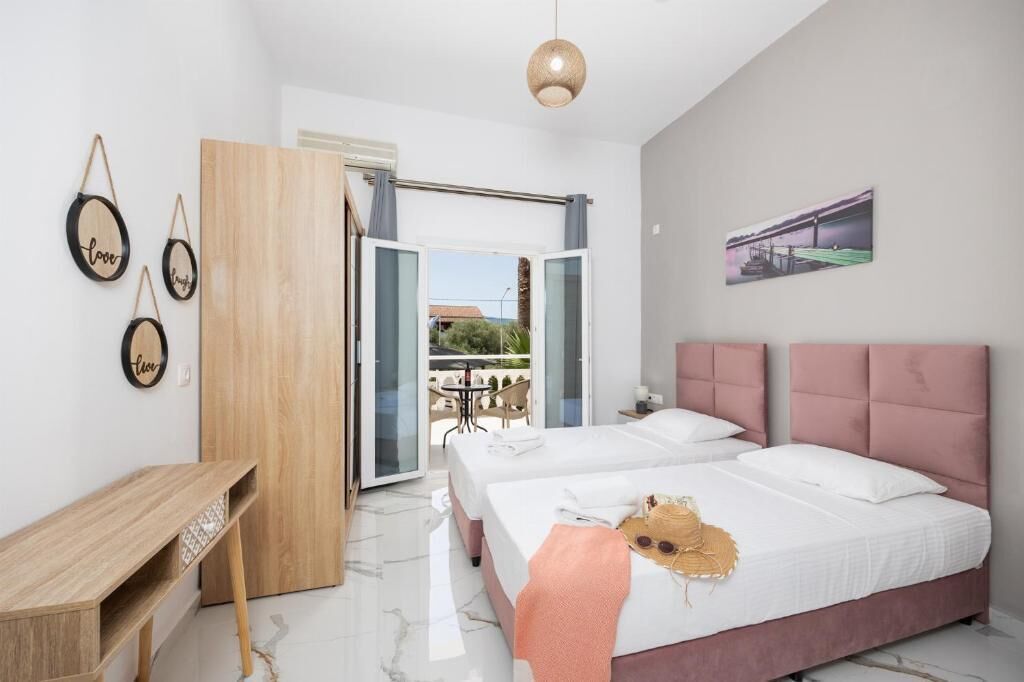 Fer et planche à repasser