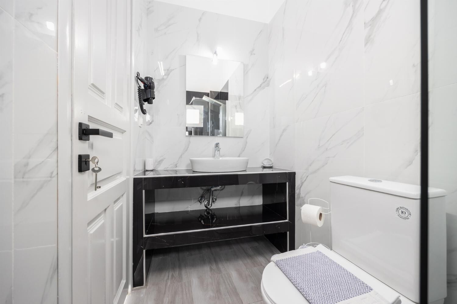 Photo - Kosmas Apartments