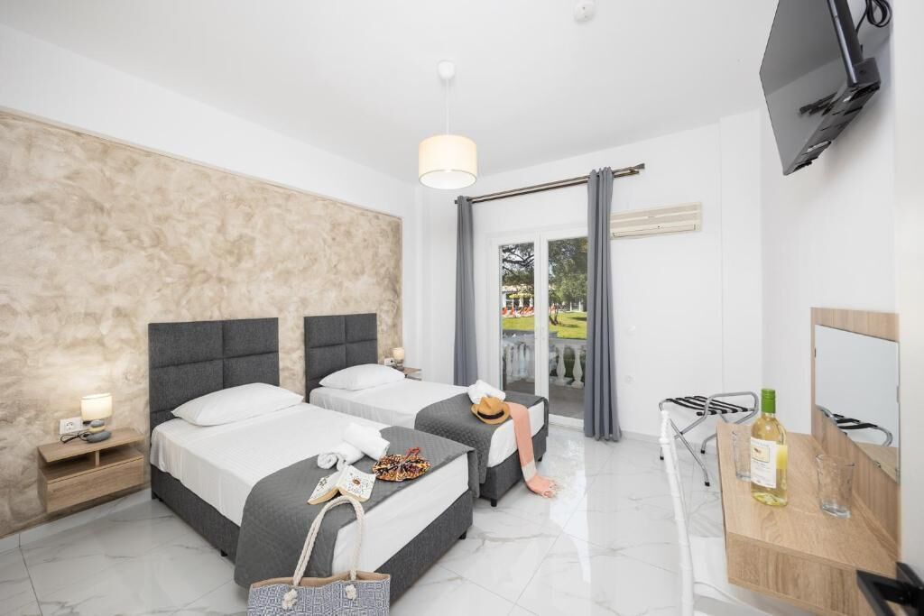 Photo - Kosmas Apartments