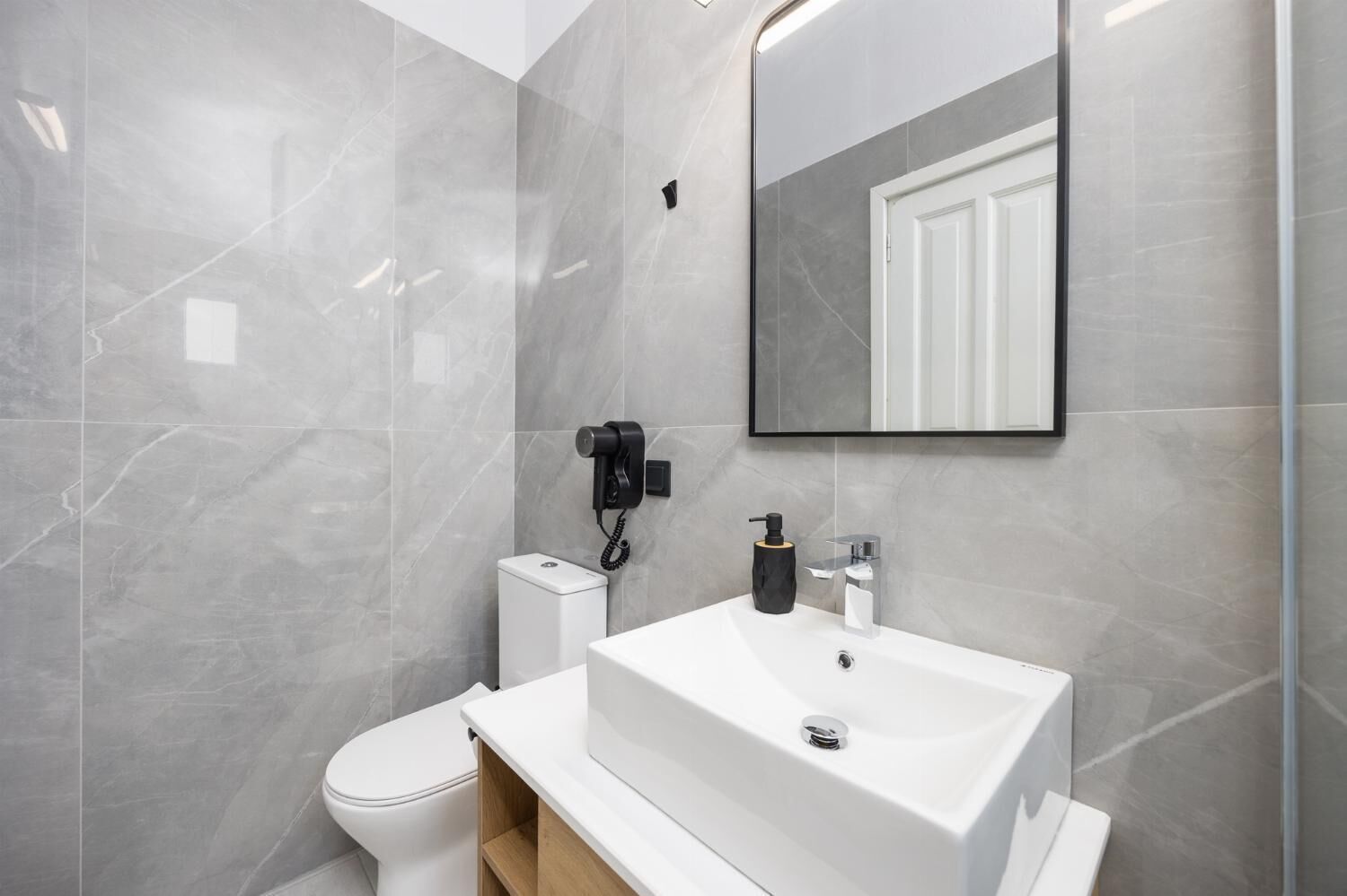 Photo - Kosmas Apartments
