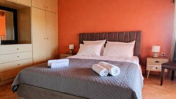 2 Schlafzimmer, Bügeleisen/Bügelbrett, WLAN, Bettwäsche