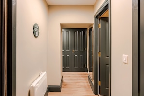 Luxury-Apartment | 1 Schlafzimmer, Zimmersafe, individuell dekoriert