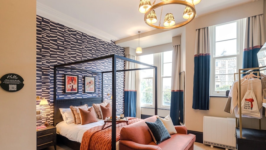 Your Apartment - Pembroke House