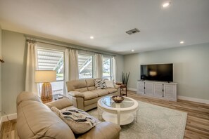 تلفزيون ذكي