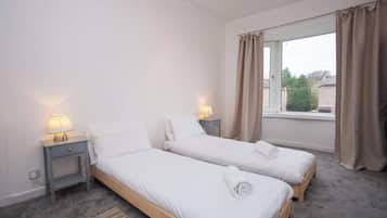 3 bedrooms, iron/ironing board, travel crib, WiFi