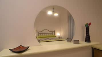 Comfort Double Room, 1 Double Bed, Balcony, City View | Hypo-allergenic bedding, laptop workspace, blackout curtains
