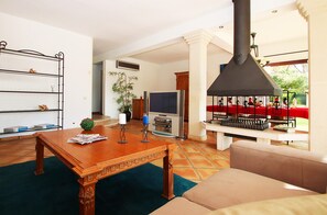 Interior - Villa in Albufeira Near Golden Beaches (Albufeira)