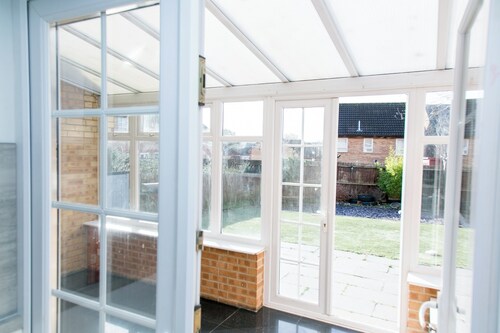 5guests-familyfriendly-parking-gardenview-centre