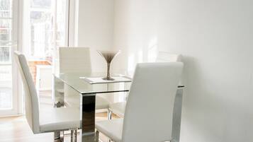 House | Dining