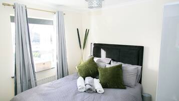 Nhà | 3 phòng ngủ, bàn ủi/dụng cụ ủi quần áo