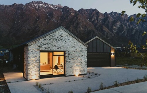 Close to the remarkable ski field, modern and warm.