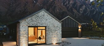 Close to the remarkable ski field, modern and warm.