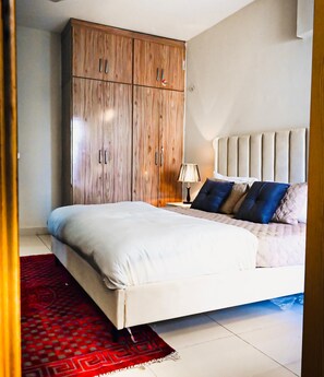 1 bedroom, WiFi, bed sheets - Cozy 1BHK Apartment Near Giga Mall (Islamabad)