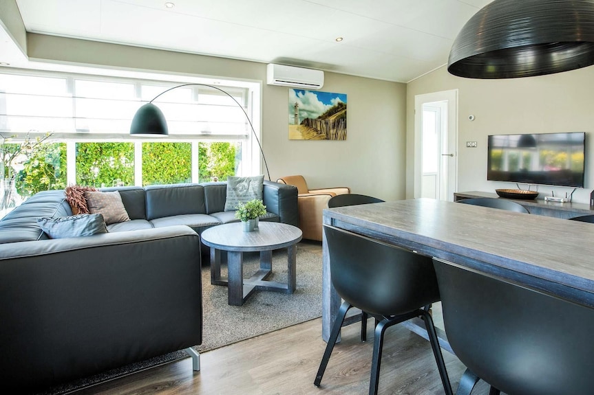 Freestanding Five-person Holiday Home. - Hillegom